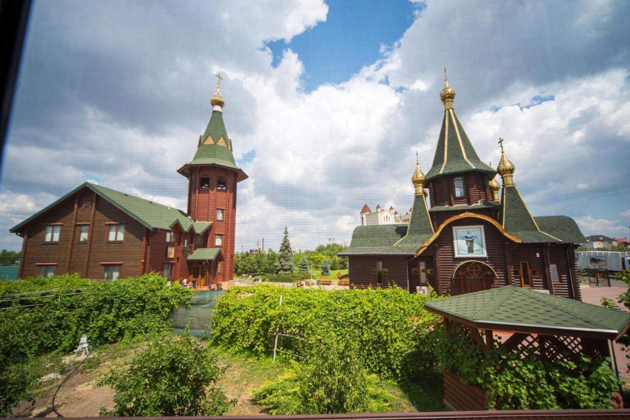Комплекс Відпочинку Пампушка & Подушка Hotel Burlach'ya Balka Exterior foto