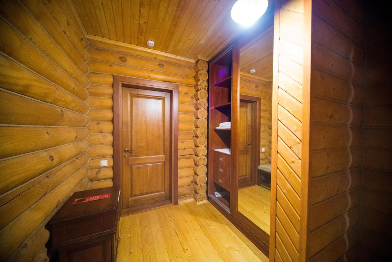 Комплекс Відпочинку Пампушка & Подушка Hotel Burlach'ya Balka Exterior foto