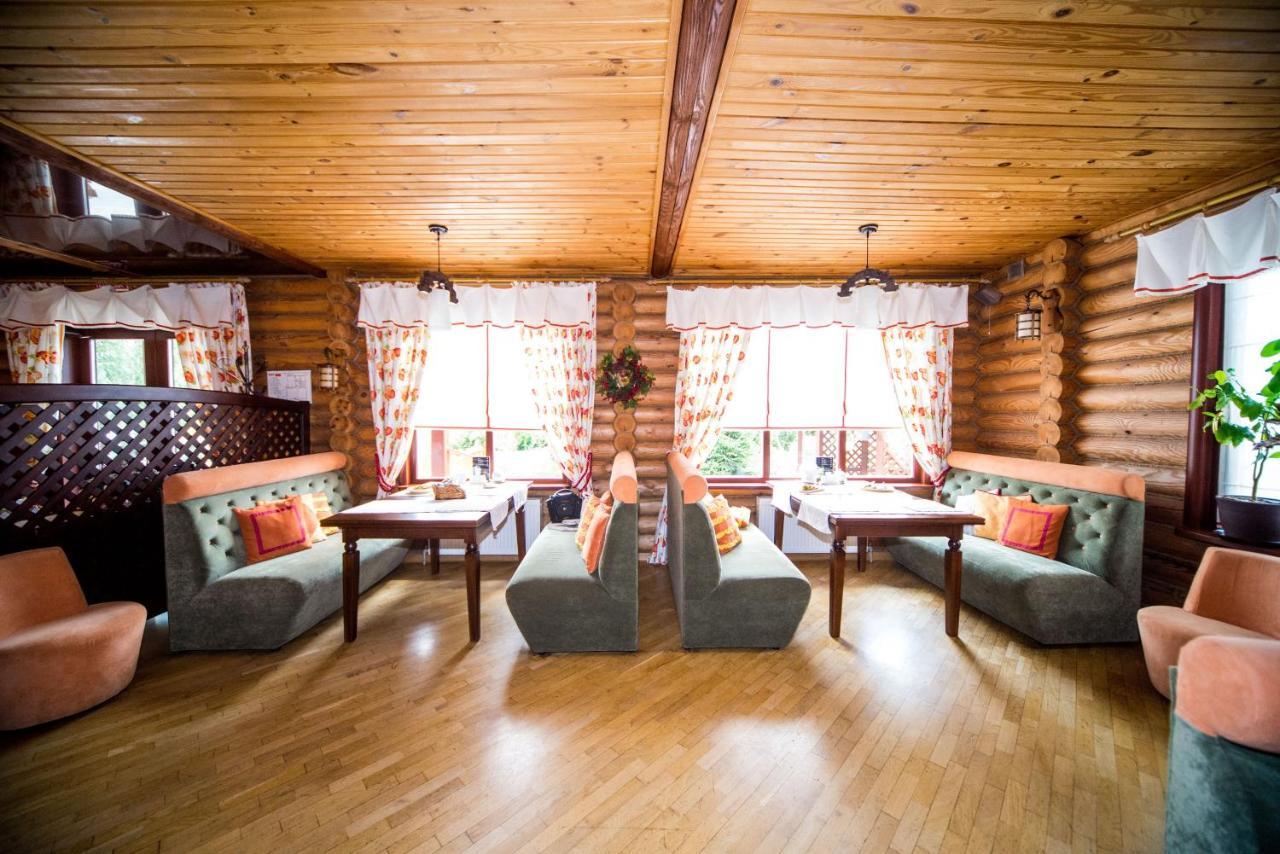 Комплекс Відпочинку Пампушка & Подушка Hotel Burlach'ya Balka Exterior foto